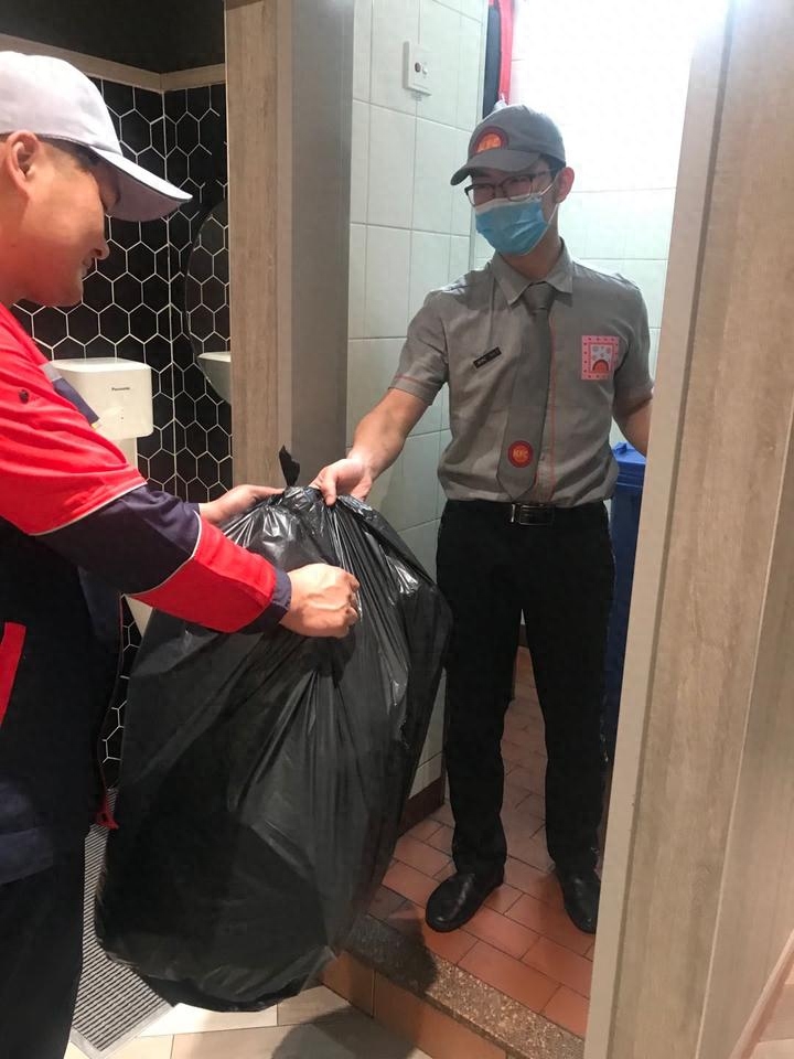 纸的回收利用_回收的纸如何生产再利用_回收纸再利用