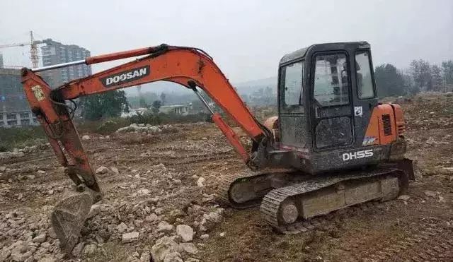 小松二手车行唐山_小松二手车官网_二手小松pc60