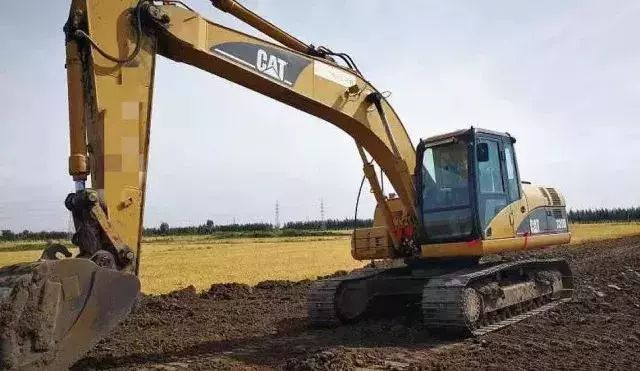 二手小松pc60_小松二手车官网_小松二手车行唐山