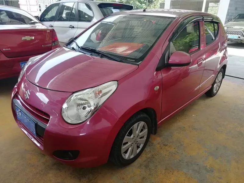 河池急卖二手车1万2万_河池2手车_河池二手小车