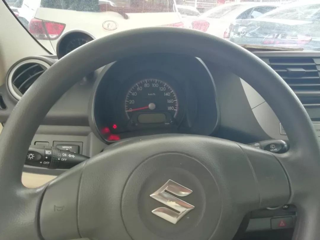 河池急卖二手车1万2万_河池二手小车_河池2手车