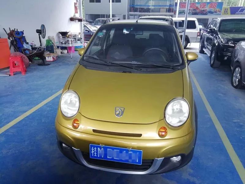 河池二手小车_河池急卖二手车1万2万_河池2手车