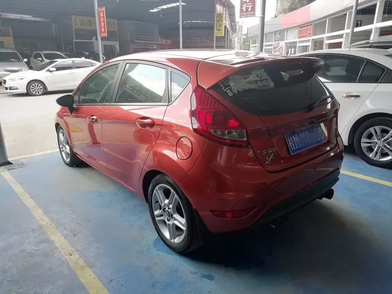 河池急卖二手车1万2万_河池二手小车_河池2手车