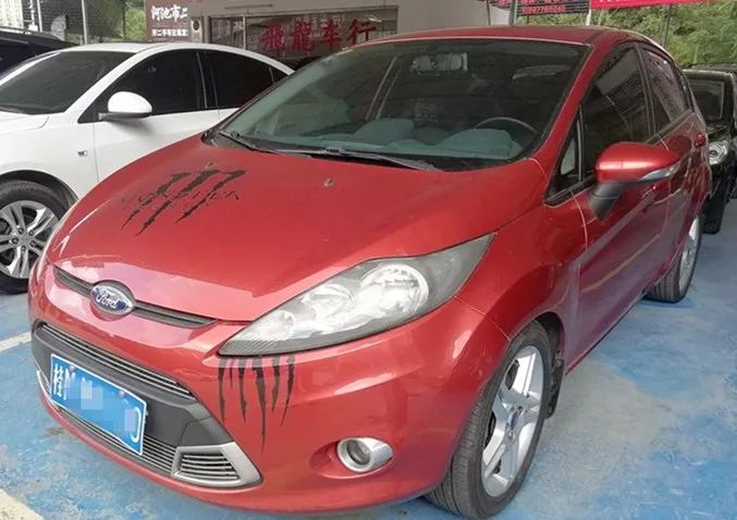 河池二手小车_河池急卖二手车1万2万_河池2手车