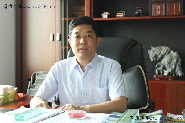 五征32马力自卸三轮车价格_大马力农用三轮车五征_五征农用三轮车30马力多少钱