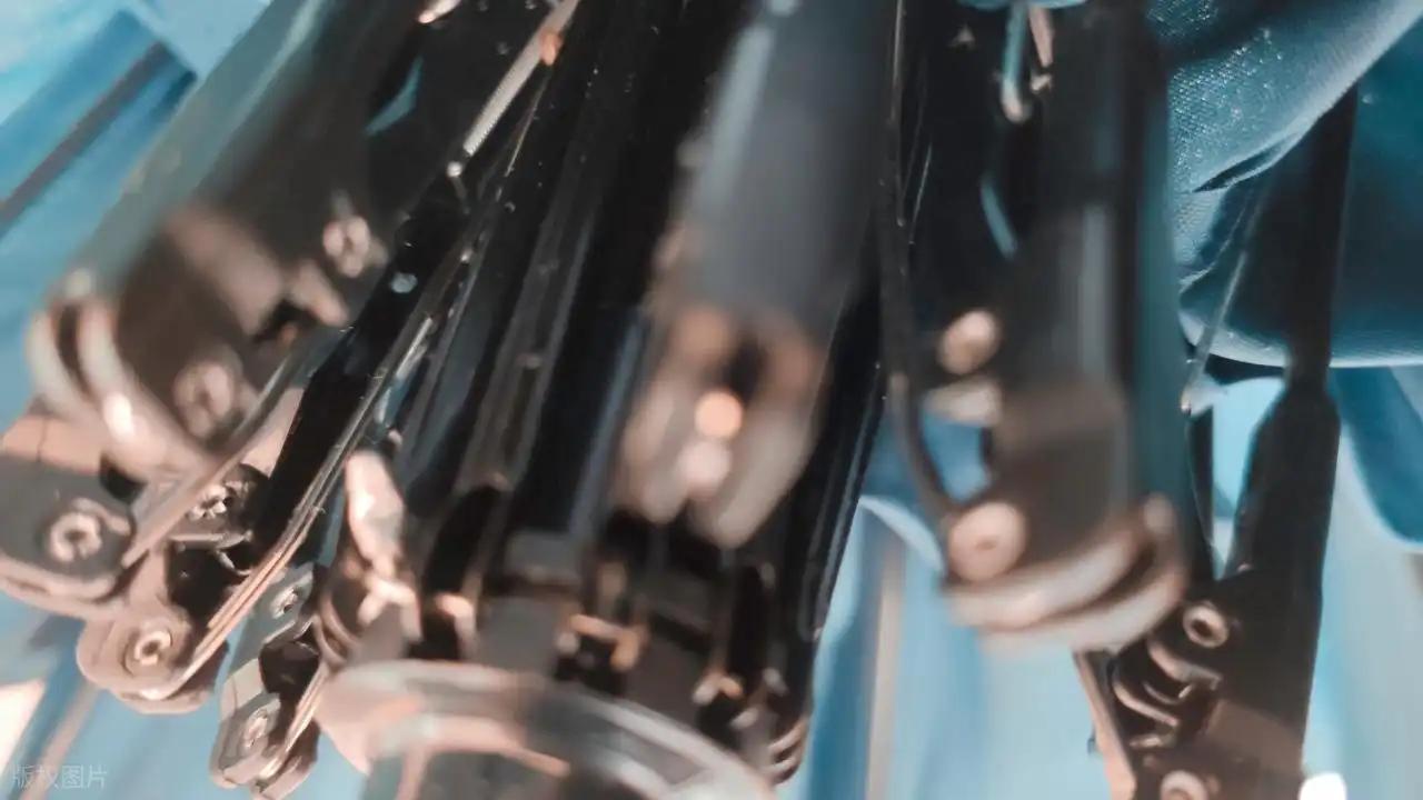 A股市场春节前走势_市场动态_央行货币政策对A股影响