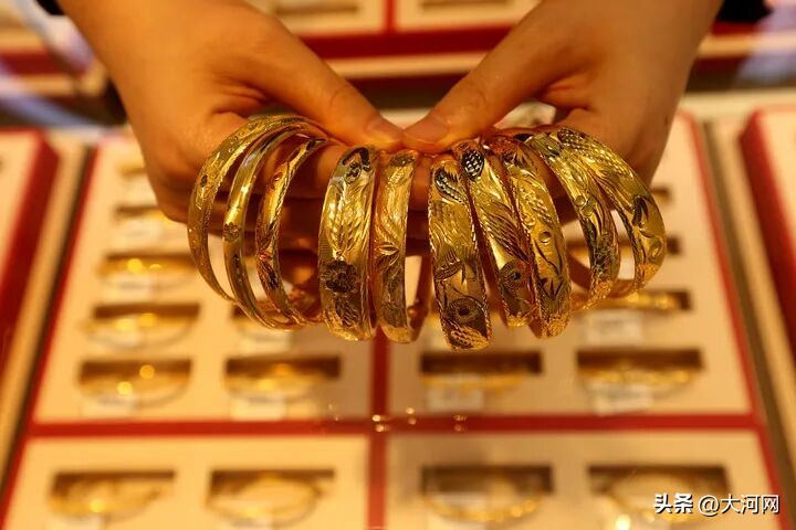 价格波动_黄金避险属性与信用重估_国际黄金价格波动因素