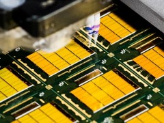 内存价格闪崩难成真，电脑手机等产品面临提价潮