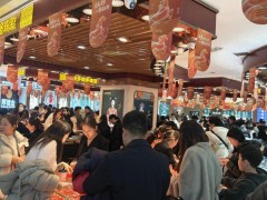 美以军事打击伊朗叠加关税风波，国内黄金市场购销等环节现新变